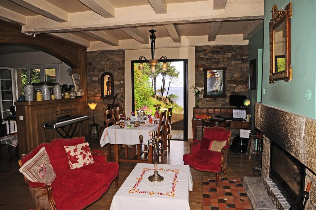 Les Fous De Bassans Bed & Breakfast Poullan-sur-Mer Luaran gambar